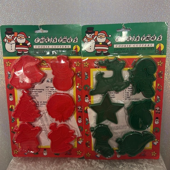 12 Christmas cookie cutters brand new green and red vintage baking XMAS holiday - Picture 4 of 4